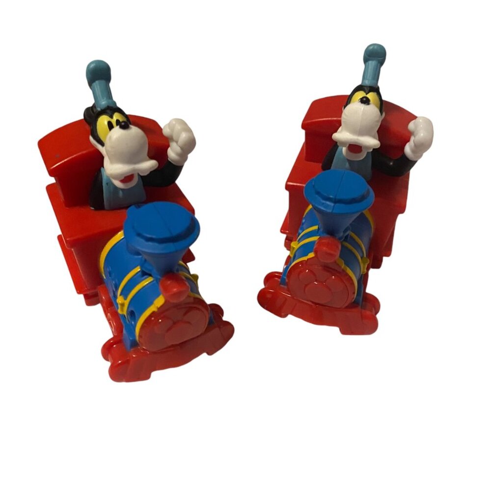 Disney Mickey & Minnies Runaway‎ Railway Goofy Train Ride Figures Set 2 3”x2.5"